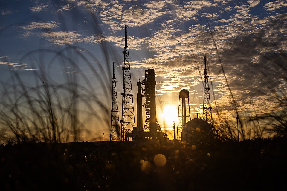 Artemis II at sunset on Pad 39B